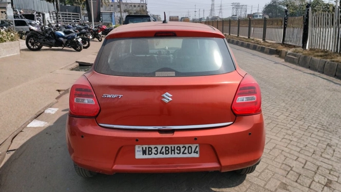 
								Maruti Swift-VXI full									