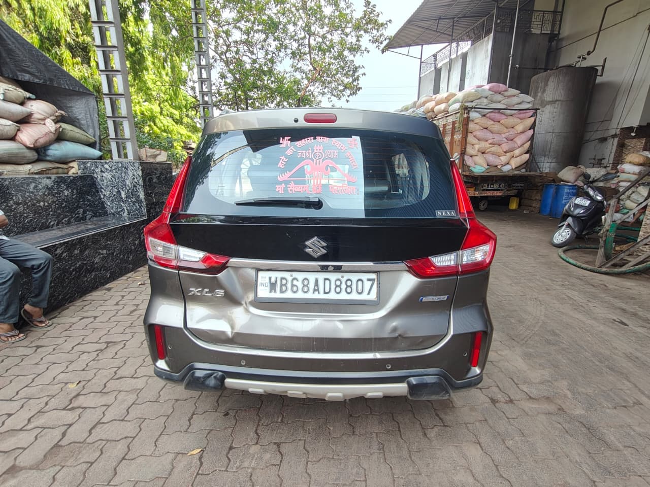 
								Maruti XL6 full									