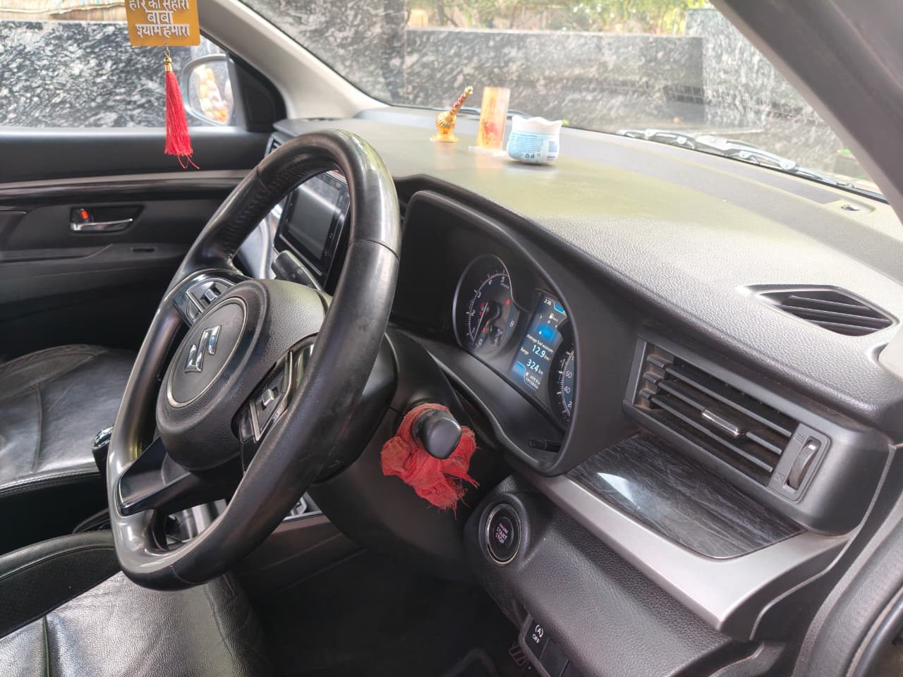 
								Maruti XL6 full									