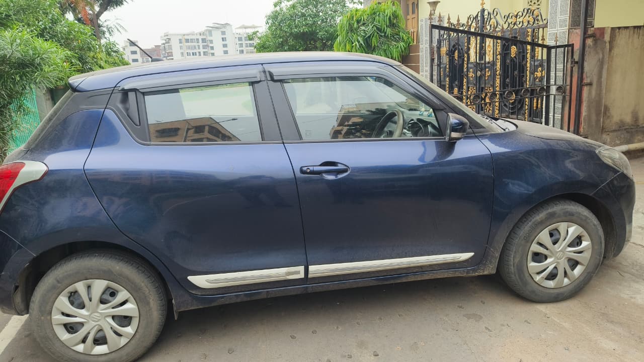
								Maruti Swift-VXI full									