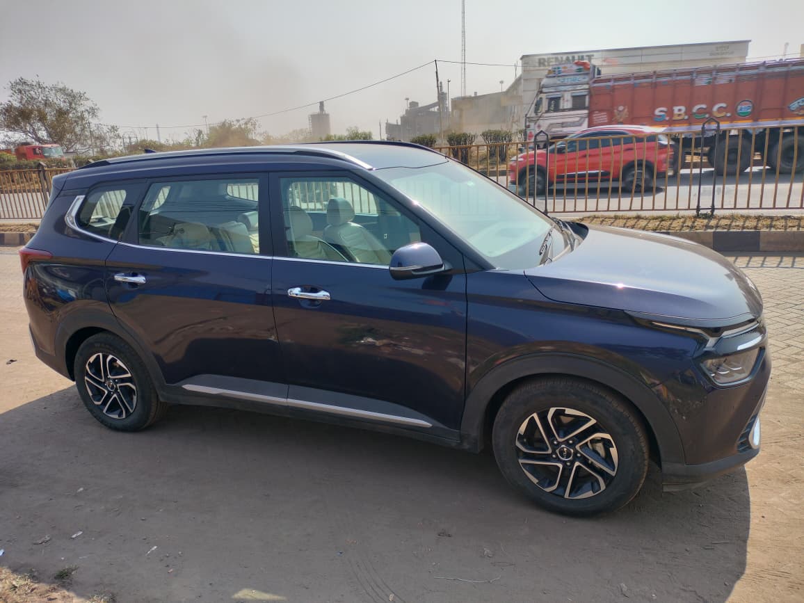 
								Kia Carens D1.5 6mt Luxury Plus 7 full									