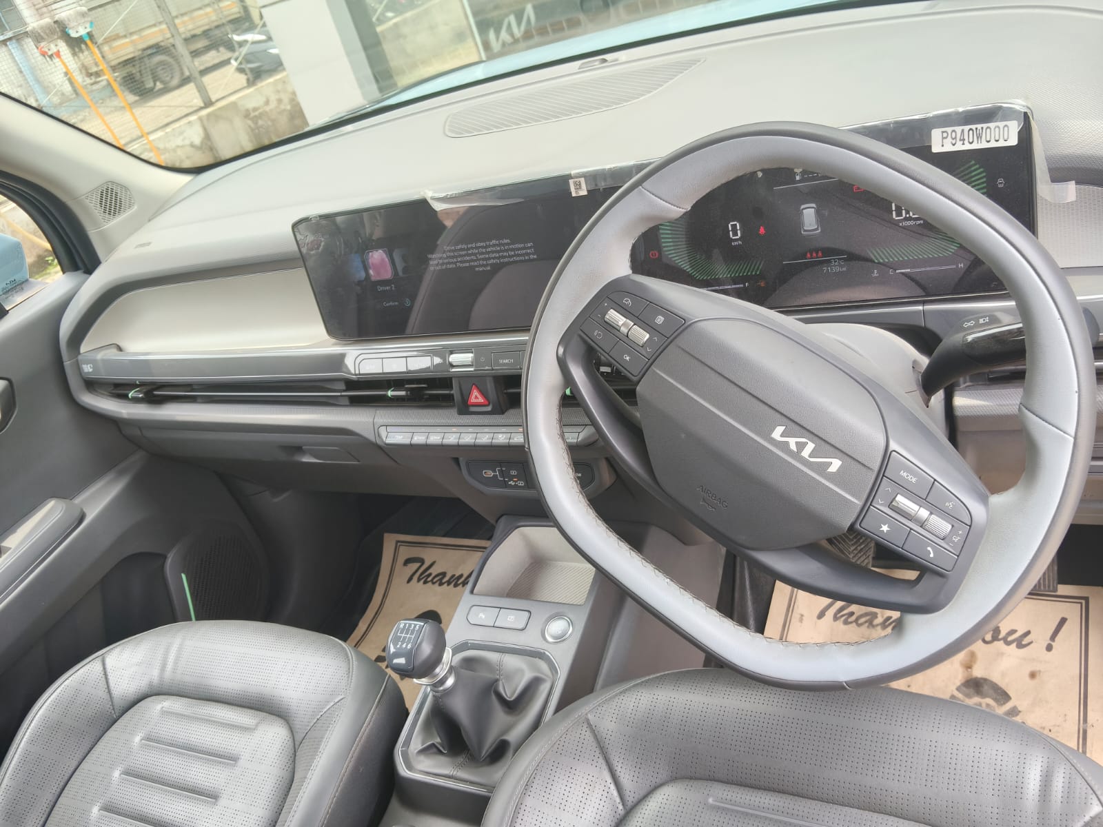 
								Kia Syros G1.0t 6mt Htx full									