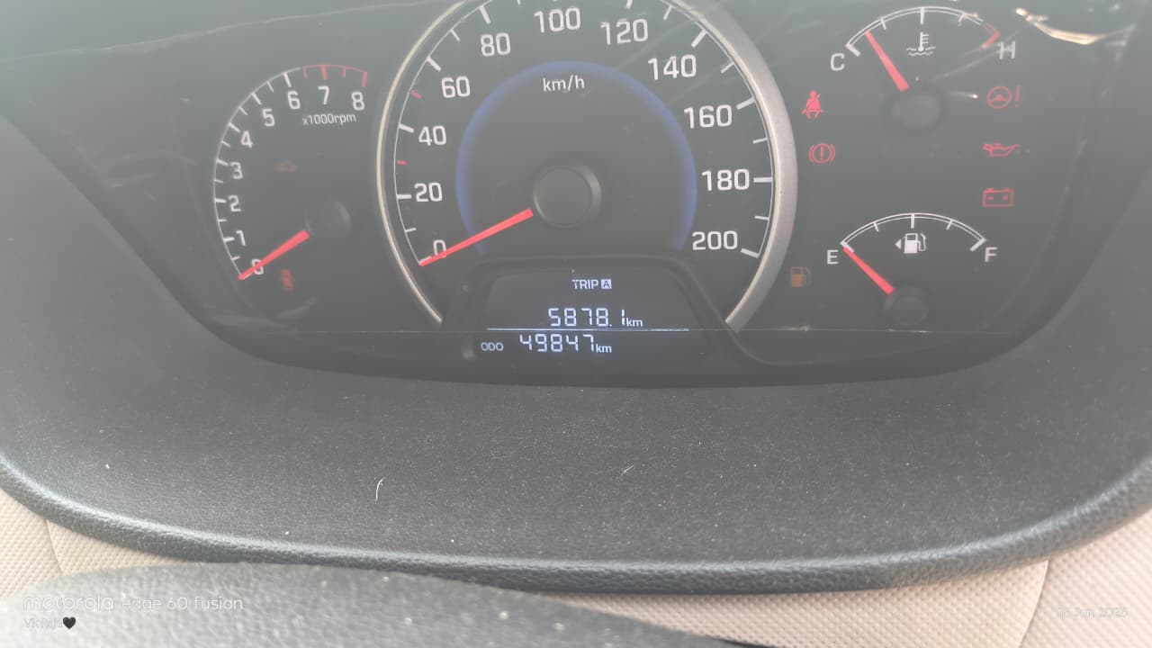 
								Hyundai Grand i10 Sportz full									