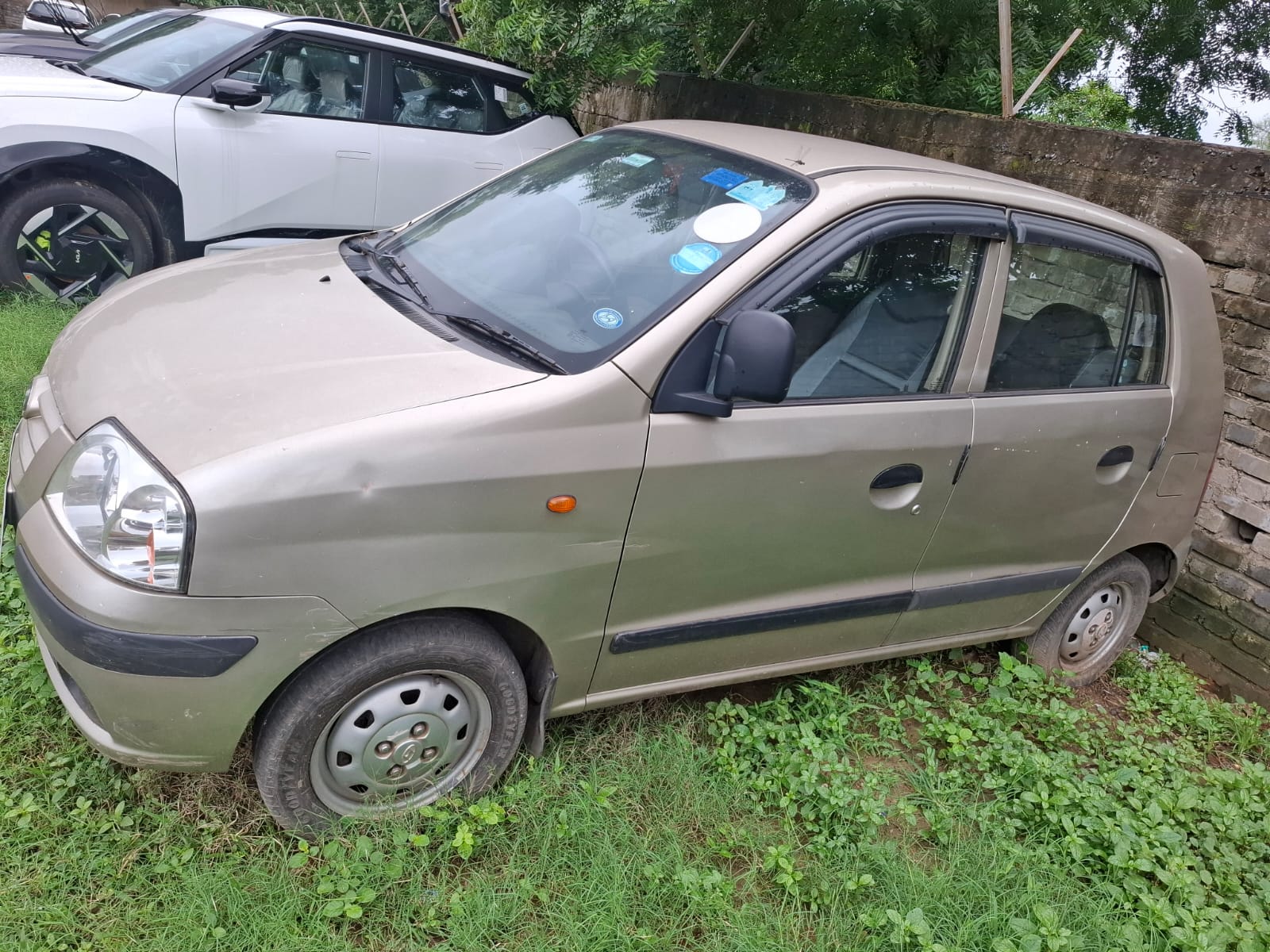 
								Hyundai Santro full									