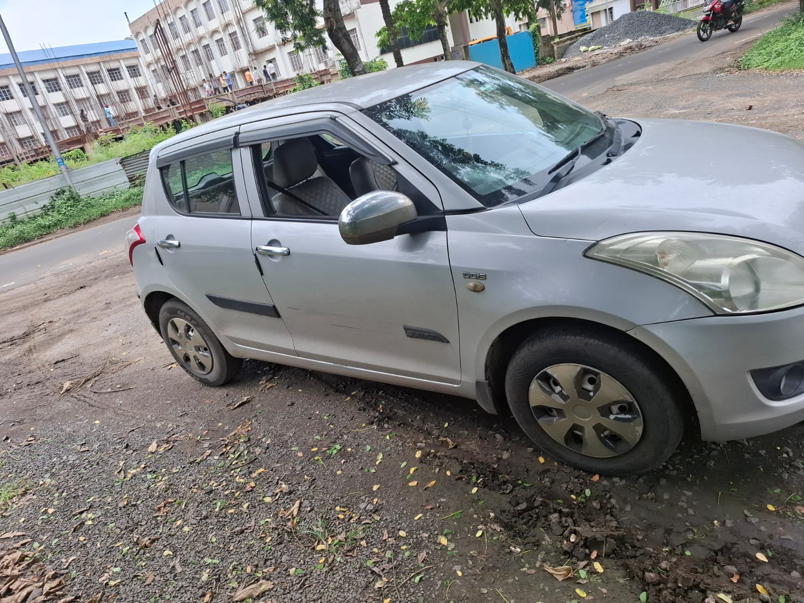 
								Maruti Swift LDI full									