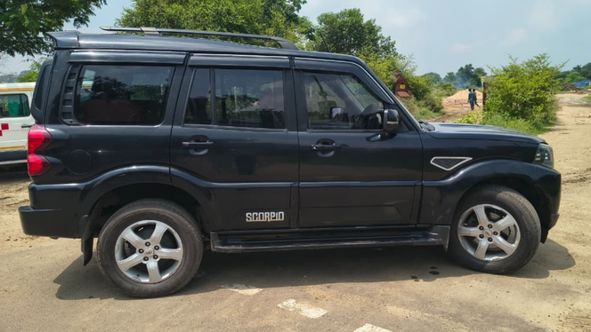 
								Mahindra Scorpio S11 full									