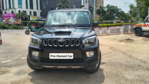 Mahindra Scorpio S11