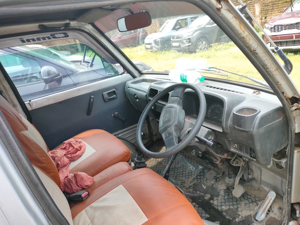 
								Maruti Omni full									