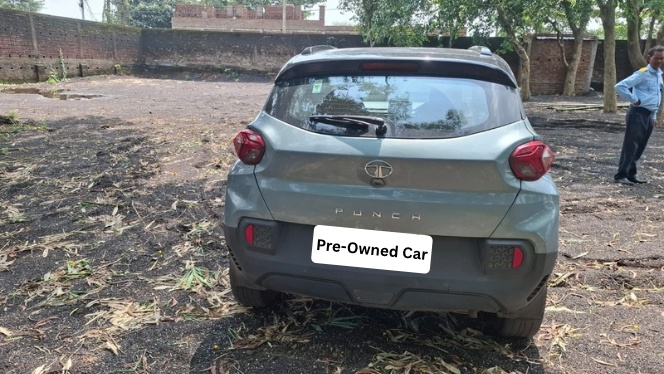 
								Tata Punch CRE 1.2P full									