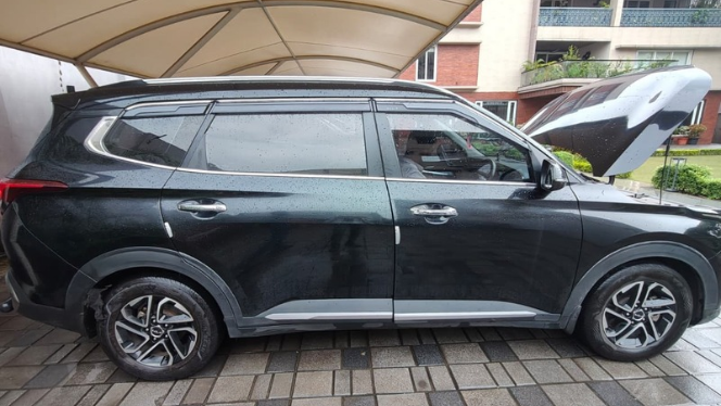 
								Kia Caren D1.5 6MT Luxury7 full									