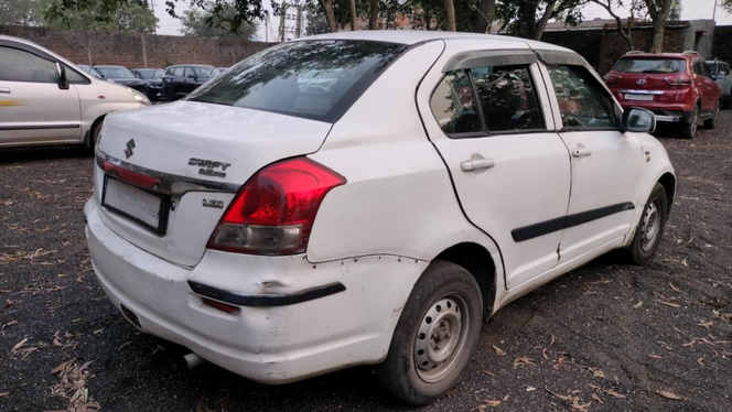 
								Maruti Dzire full									